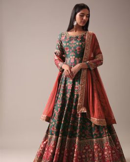 Green Floral Printed Set In Silk